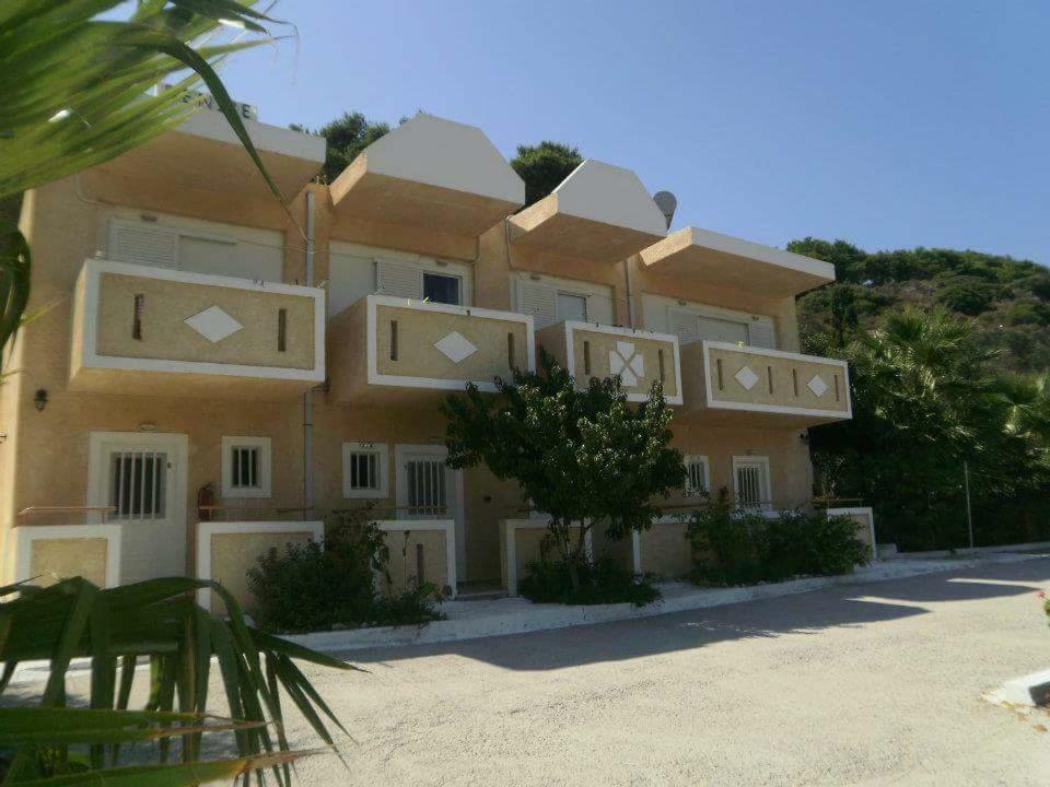 Denise Apartments Kefalos  Exterior photo